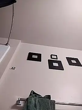 eatmeplease44 online show from March 2026 01:27:02 AM