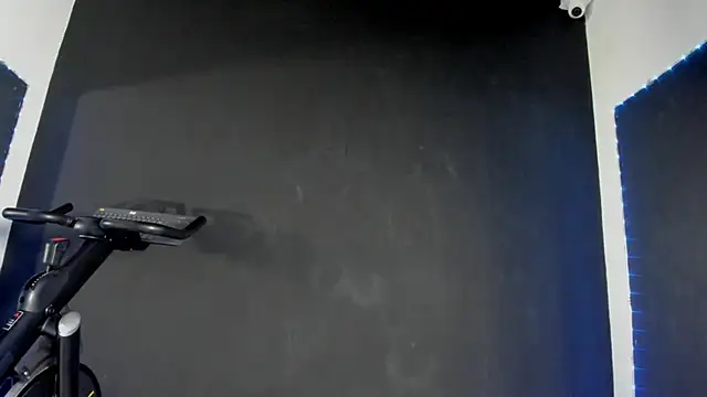 Snapshot of liagirl_cute chatting on December 2024 11:00:01 AM liagirl cute online show from December 2024 11:00:01 AM