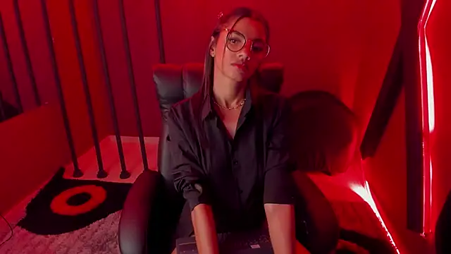 Snapshot of liagirl_cute chatting on January 2025 05:45:02 AM liagirl cute online show from January 2025 05:45:02 AM