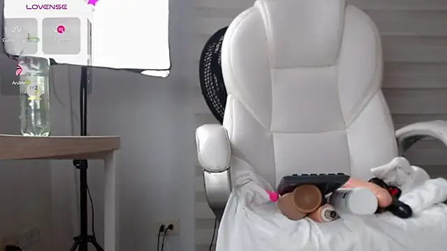 kimara lion online show from March 2025 09:34:02 AM