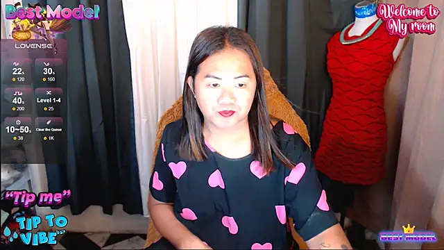 Snapshot of MagnificatMistress chatting on November 2025 12:20:01 AM MagnificatMistress online show from November 2025 12:20:01 AM