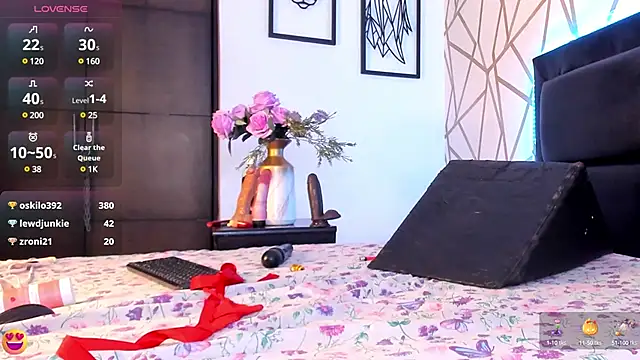 EmilyyRosee  online show from March 2025 12:46:01 PM