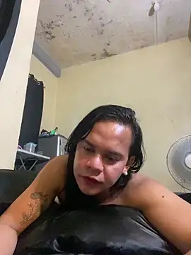 sweetyula online show from May 2026 10:50:03 PM