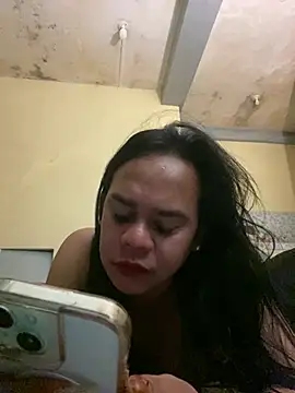 sweetyula online show from June 2026 10:42:01 PM