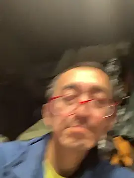 Snapshot of Senzuri_kun chatting on November 2025 08:51:01 PM Senzuri kun online show from November 2025 08:51:01 PM