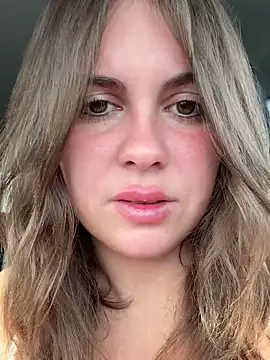 Snapshot of Samantha_official chatting on December 2025 09:05:02 AM Samantha official online show from December 2025 09:05:02 AM