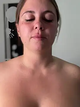 Snapshot of Samantha_official chatting on March 2026 08:35:02 PM Samantha official online show from March 2026 08:35:02 PM