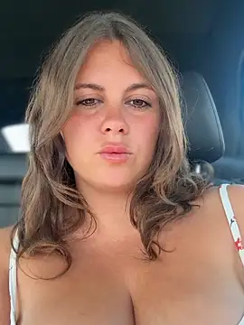 Snapshot of Samantha_official chatting on April 2026 09:22:02 AM Samantha official online show from April 2026 09:22:02 AM