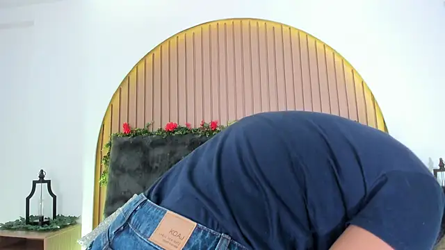 Karlagonzales  online show from March 2026 06:59:01 PM