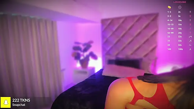 malaia hills online show from October 2025 06:37:01 PM