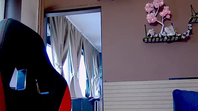 Snapshot of karo123421 chatting on December 2025 08:12:02 AM karo123421 online show from December 2025 08:12:02 AM