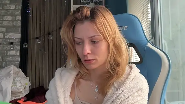 Snapshot of karo123421 chatting on February 2026 07:51:01 AM karo123421 online show from February 2026 07:51:01 AM