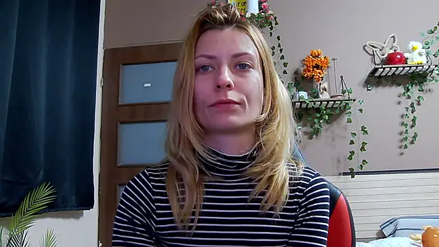 Snapshot of karo123421 chatting on February 2026 08:27:01 PM karo123421 online show from February 2026 08:27:01 PM