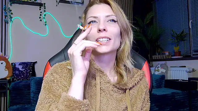 Snapshot of karo123421 chatting on February 2026 09:35:02 PM karo123421 online show from February 2026 09:35:02 PM