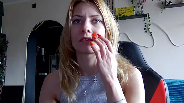 Snapshot of karo123421 chatting on February 2026 09:41:02 AM karo123421 online show from February 2026 09:41:02 AM