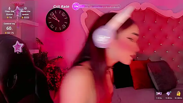 Snapshot of LeyXandrabraz chatting on November 2025 08:18:02 PM LeyXandrabraz online show from November 2025 08:18:02 PM