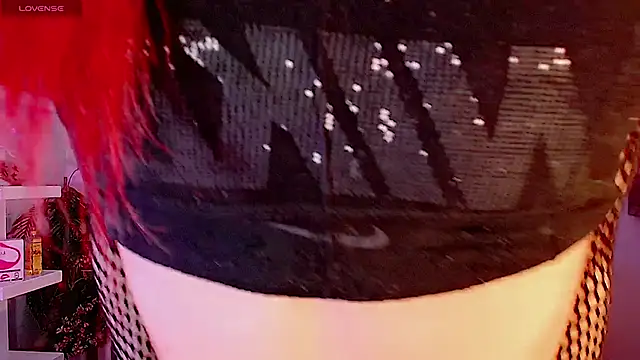 Snapshot of LeyXandrabraz chatting on December 2025 08:16:02 PM LeyXandrabraz online show from December 2025 08:16:02 PM