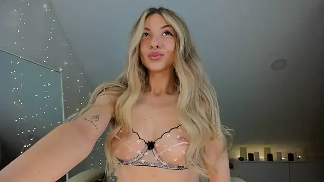 Snapshot of Maya_Goddess chatting on April 2026 12:31:01 AM Maya Goddess online show from April 2026 12:31:01 AM