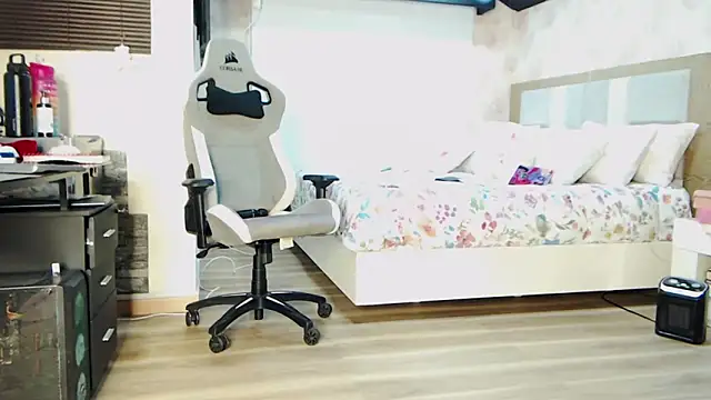 stefializon online show from January 2025 03:34:02 AM