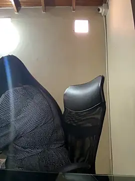 kendall 52 online show from September 2025 08:09:01 PM