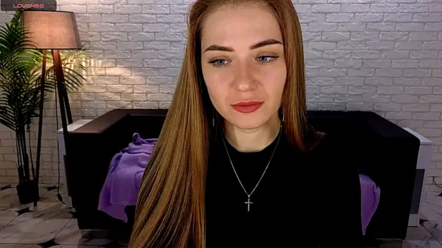 Adelyna Bird online show from February 2025 07:44:02 AM