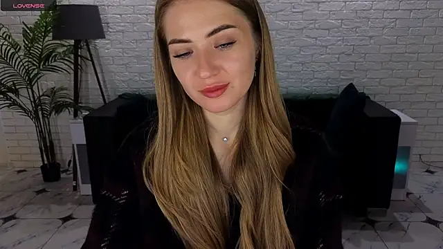 Adelyna Bird online show from September 2025 06:19:02 AM