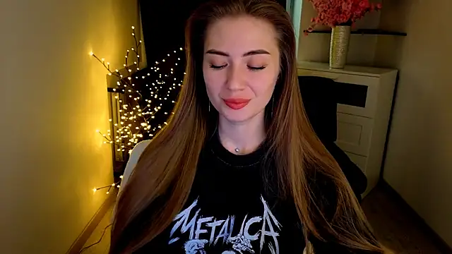 Snapshot of Adelyna_Bird chatting on March 2026 07:45:02 AM Adelyna Bird online show from March 2026 07:45:02 AM