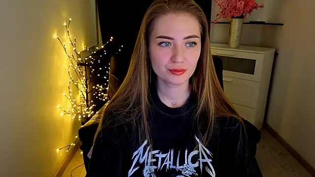 Snapshot of Adelyna_Bird chatting on March 2026 06:47:02 AM Adelyna Bird online show from March 2026 06:47:02 AM