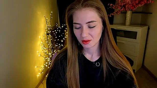 Snapshot of Adelyna_Bird chatting on April 2026 07:22:01 AM Adelyna Bird online show from April 2026 07:22:01 AM