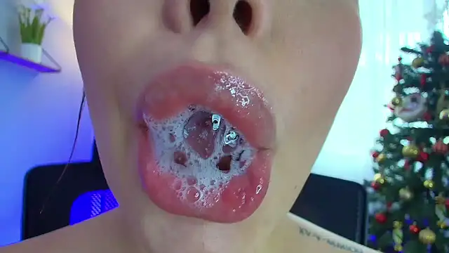 Snapshot of lisbet21x chatting on January 2025 06:49:01 PM lisbet21x online show from January 2025 06:49:01 PM