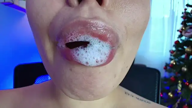 Snapshot of lisbet21x chatting on January 2025 10:18:01 PM lisbet21x online show from January 2025 10:18:01 PM