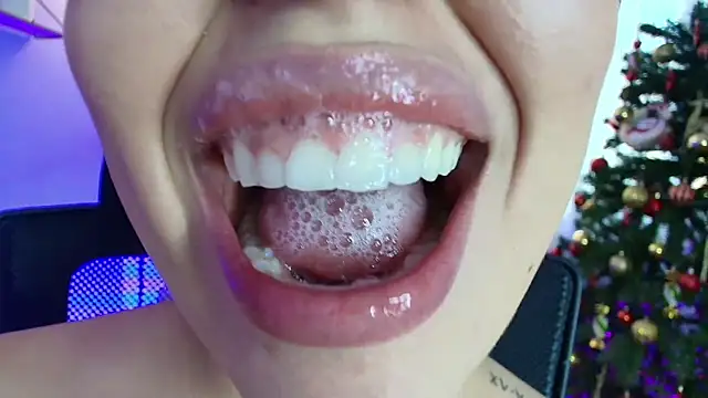 Snapshot of lisbet21x chatting on January 2025 10:13:02 PM lisbet21x online show from January 2025 10:13:02 PM