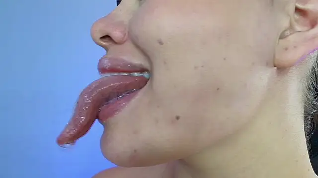 Snapshot of lisbet21x chatting on January 2025 05:08:01 PM lisbet21x online show from January 2025 05:08:01 PM