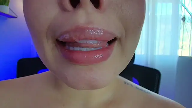 Snapshot of lisbet21x chatting on January 2025 06:57:02 PM lisbet21x online show from January 2025 06:57:02 PM