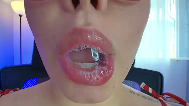 Snapshot of lisbet21x chatting on February 2025 06:56:01 PM lisbet21x online show from February 2025 06:56:01 PM