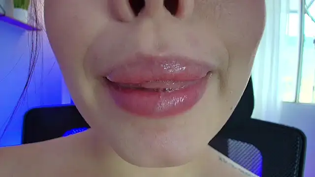 Snapshot of lisbet21x chatting on February 2025 07:17:02 PM lisbet21x online show from February 2025 07:17:02 PM