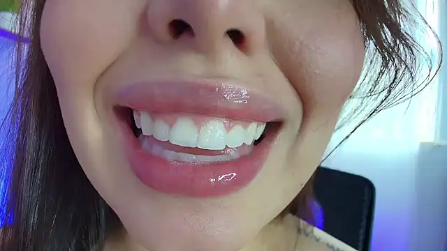 Snapshot of lisbet21x chatting on February 2025 07:27:02 PM lisbet21x online show from February 2025 07:27:02 PM