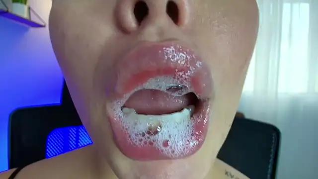 Snapshot of lisbet21x chatting on February 2025 10:20:02 PM lisbet21x online show from February 2025 10:20:02 PM