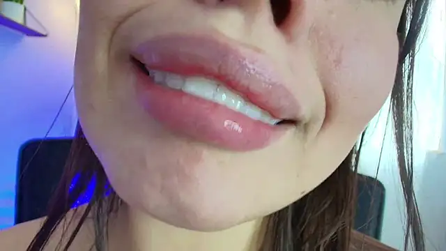 Snapshot of lisbet21x chatting on February 2025 08:42:01 PM lisbet21x online show from February 2025 08:42:01 PM