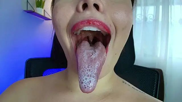 Snapshot of lisbet21x chatting on March 2025 10:09:02 PM lisbet21x online show from March 2025 10:09:02 PM