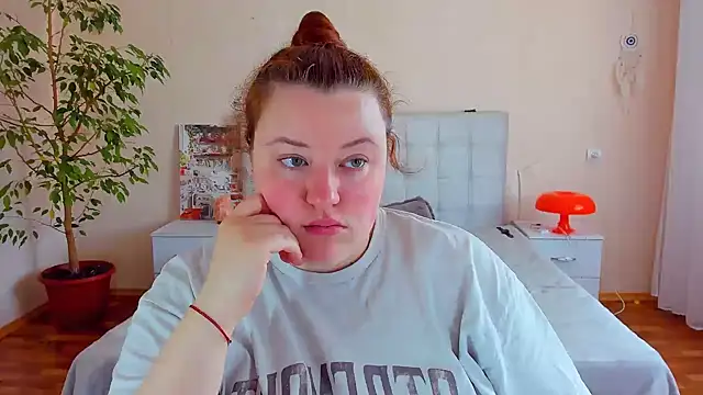 PolinaSalvatore online show from May 2026 12:44:01 PM