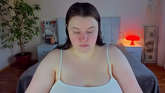 PolinaSalvatore online show from June 2026 04:00:02 PM