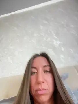 EvaCatt online show from February 2025 04:05:02 AM