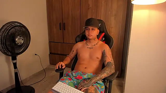 Snapshot of Jake_simons chatting on March 2026 10:58:02 PM Jake simons online show from March 2026 10:58:02 PM