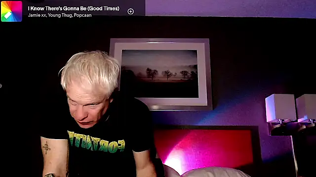 Snarfle82 online show from December 2025 10:56:02 AM