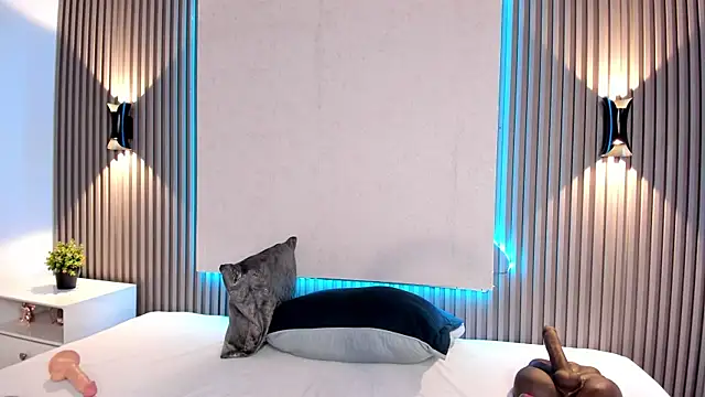 Snapshot of Zafiiraa chatting on February 2025 03:14:02 PM Zafiiraa online show from February 2025 03:14:02 PM