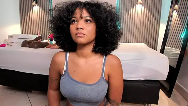 Snapshot of Zafiiraa chatting on March 2025 11:39:02 AM Zafiiraa online show from March 2025 11:39:02 AM