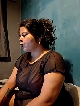 Snapshot of niCuNin chatting on November 2025 02:10:02 AM niCuNin online show from November 2025 02:10:02 AM