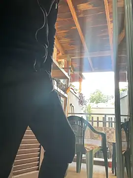 Snapshot of simoninside25 chatting on October 2025 06:45:02 AM simoninside25 online show from October 2025 06:45:02 AM