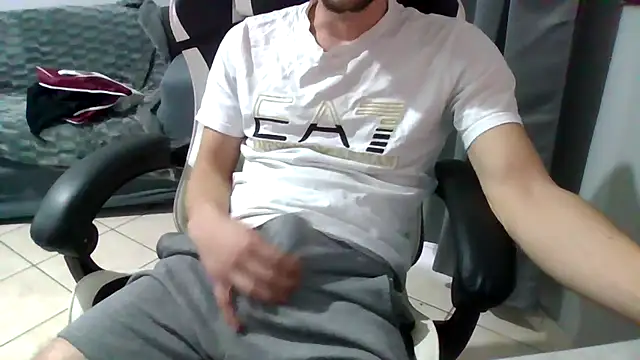 Snapshot of simoninside25 chatting on October 2025 04:07:02 PM simoninside25 online show from October 2025 04:07:02 PM